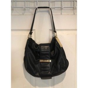 Banana republic leather magnetic close hobo
